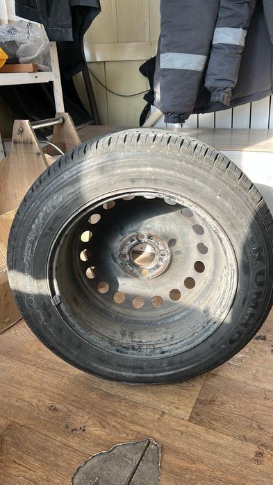 Продам  запаску на Рено R15