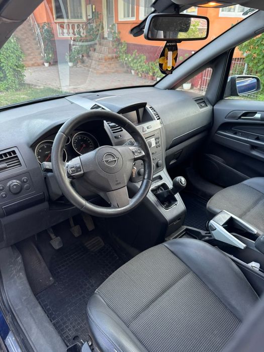 Vand  Opel Zafira  2.0