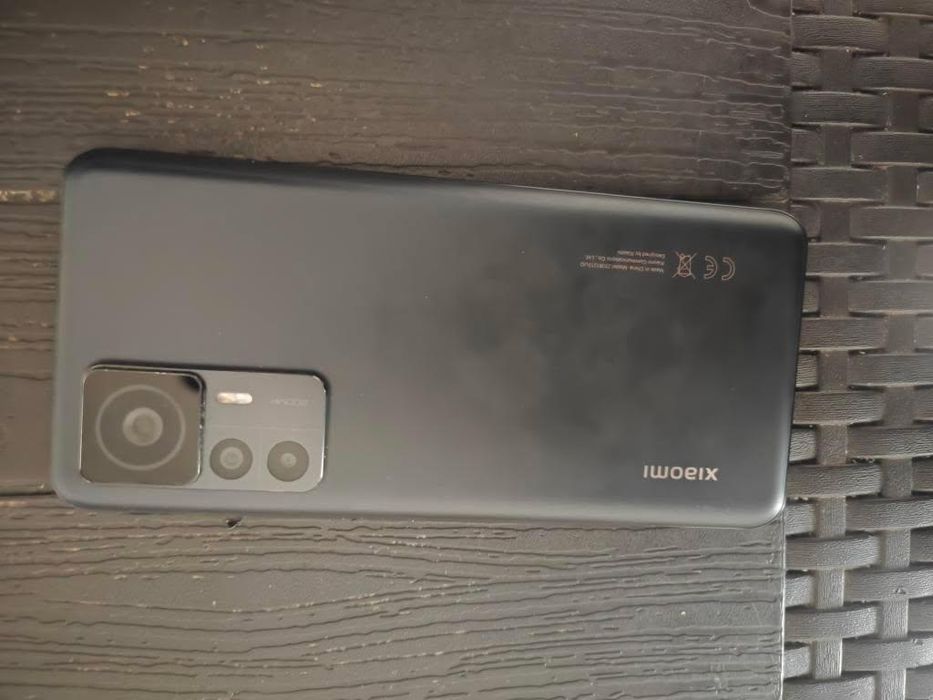 xiaomi 12T pro in stare buna