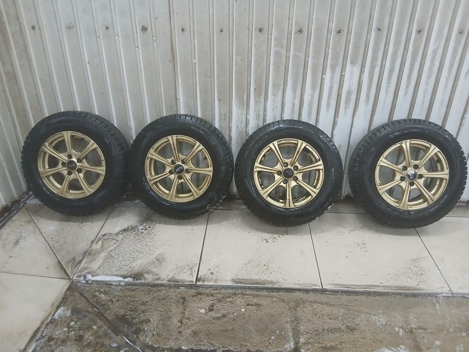 Продам зимний резину