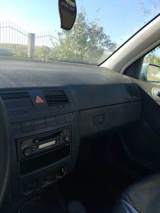 Vând mașină scoda fabia