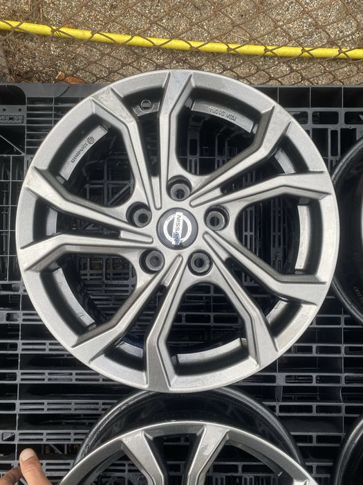 16 цола 5 х 114.3 мм Рено , Renault , Дачия Нисан , Dacia Duster