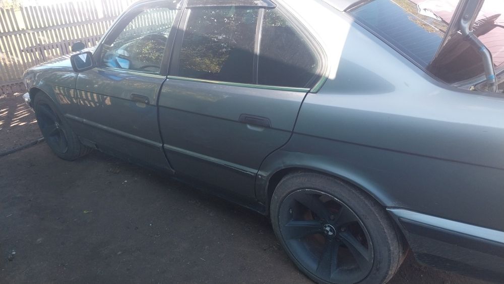 Продам на полном ходу ,сел и поехал.