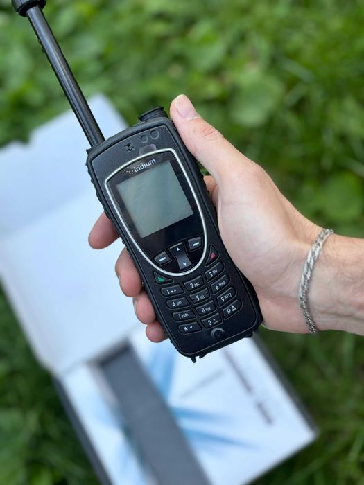 Спутниковый телефон Iridium 9575 Extreme