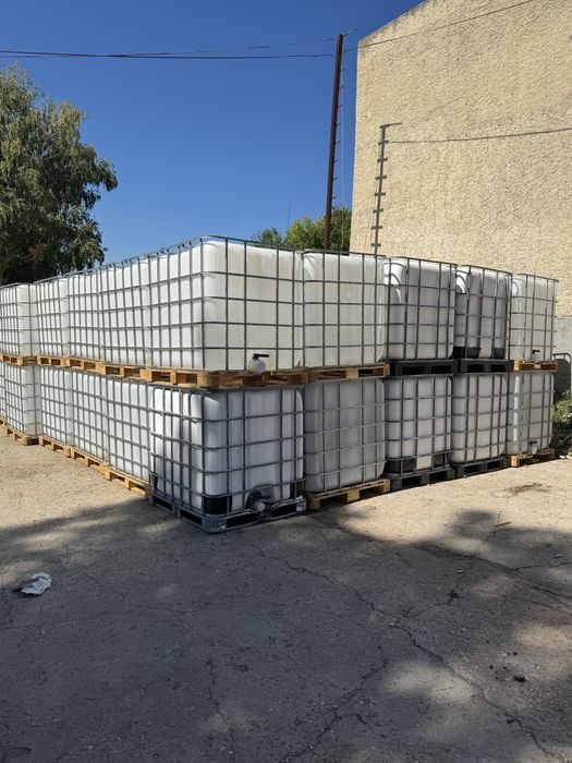 Бидони/Цистерни/ibc-контейнери 1-тон/1000 литра за вода,горива,течност