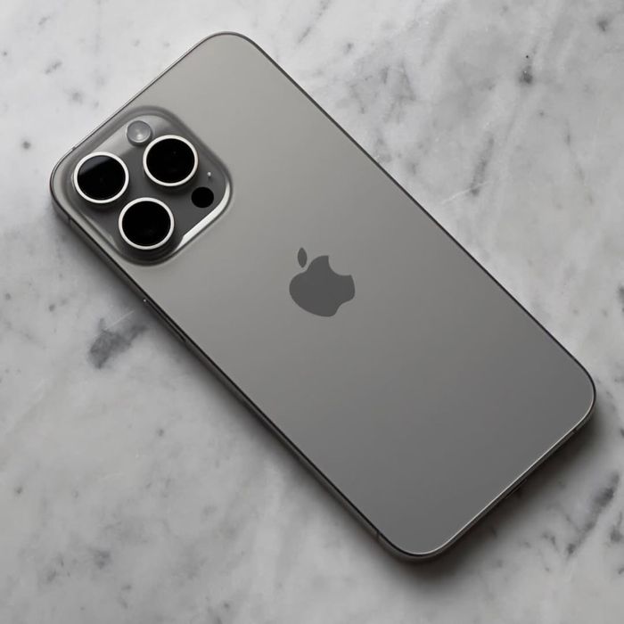 iPhone 15 Pro max 512GB Natural Titan