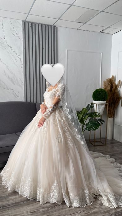 Продам свадебное платье