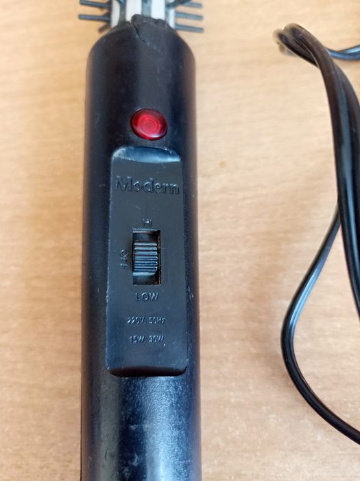 Электрорасчёска для укладки волос