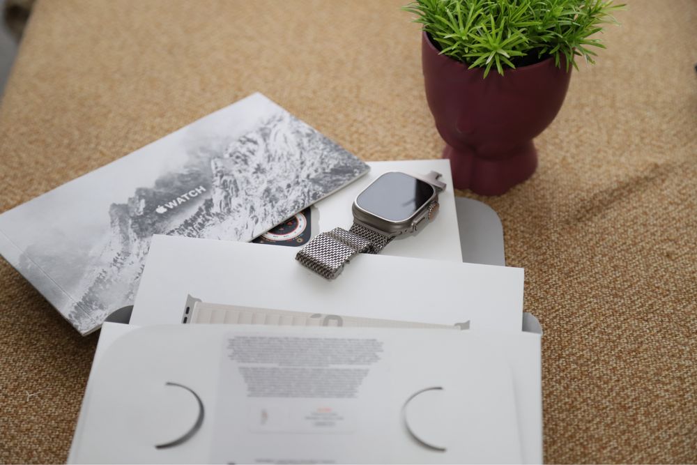 Apple Watch Ultra 49mm, с различни верижки