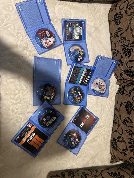 Jocuri de tip CD pentru consola de jocuri Playstation 4