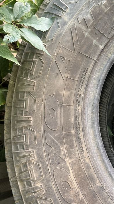 Продам б/у автошины от джипа 285/75R16