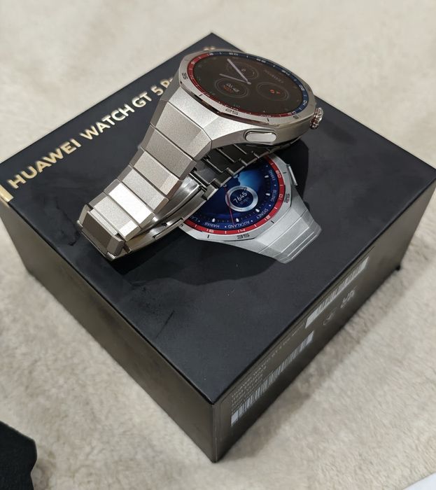 Huawei watch gt 5 pro titanium strap