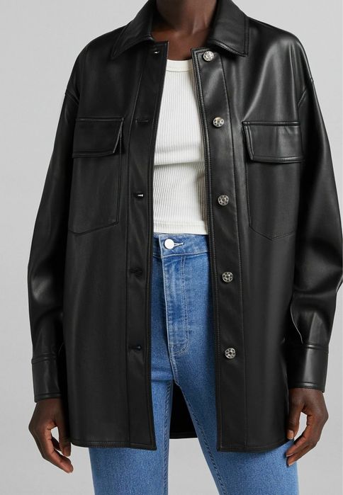 Черно яке от Bershka