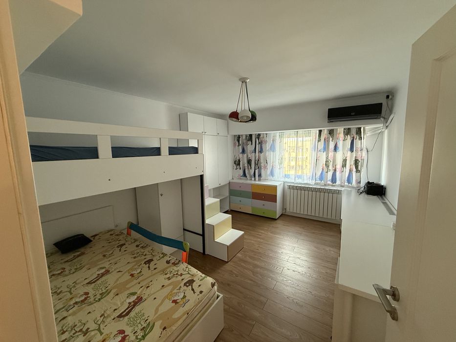Inchiriere apartament duplex de 4 camere