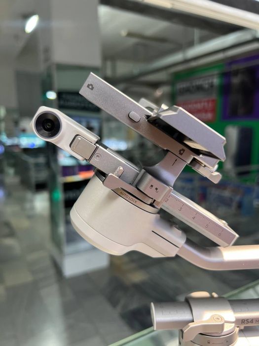 Dji RS4 mini Combo