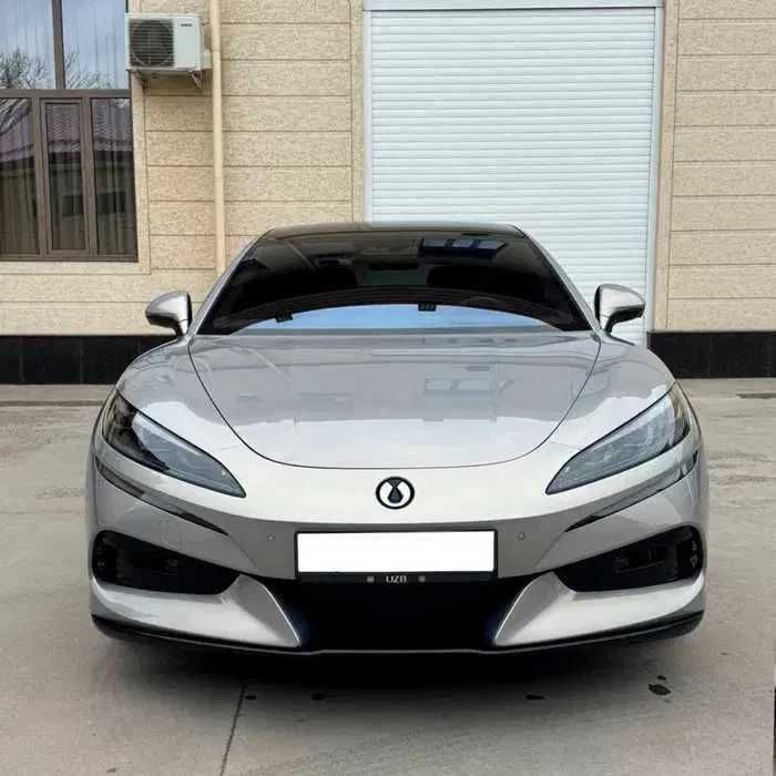 Denza Z9 EV 630 4WD Pro, naqd va halol nasiya