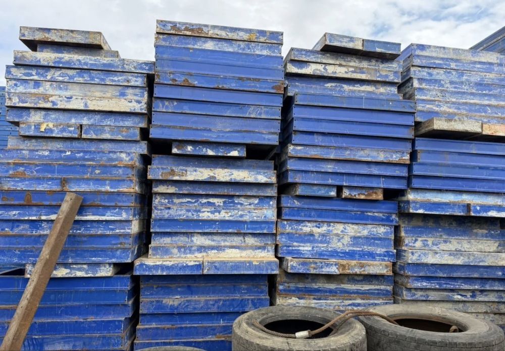 Опалубка крупнощитова в аренду