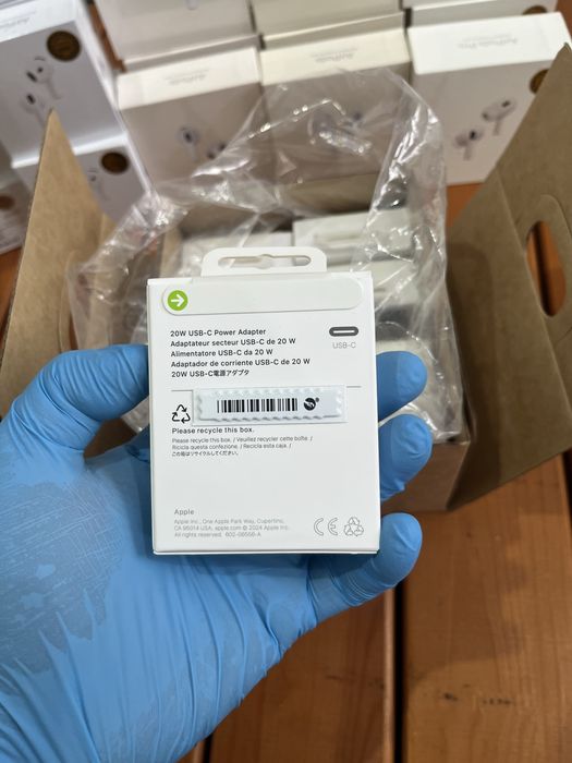 Зарядный блок Apple 20w