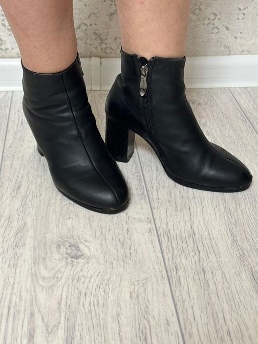 Продам женские полусапоги