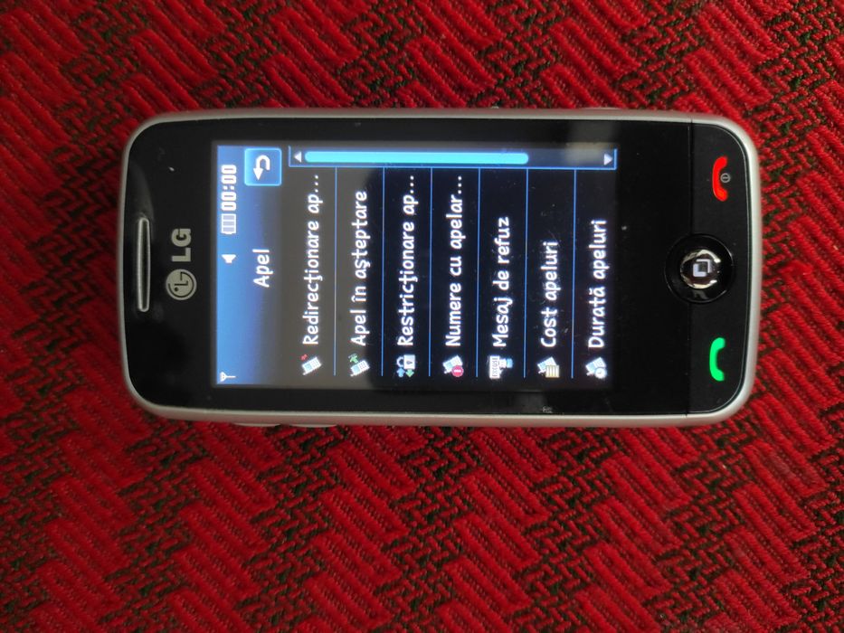 Telefon LG cu touchscreen și cameră, carcasa aluminiu