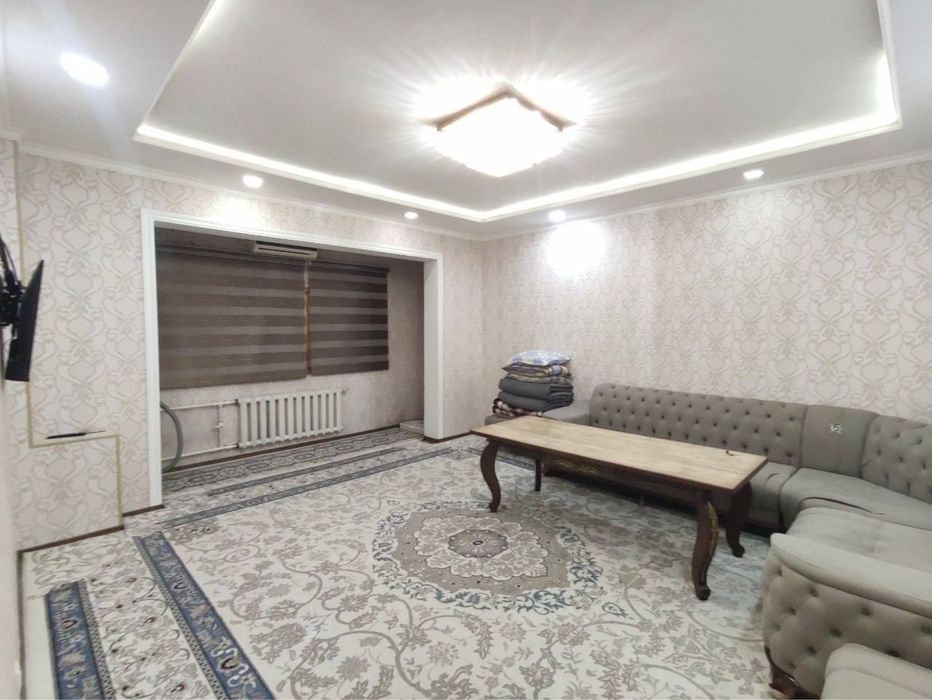 Продается квартира на Себзаре 2/6/9