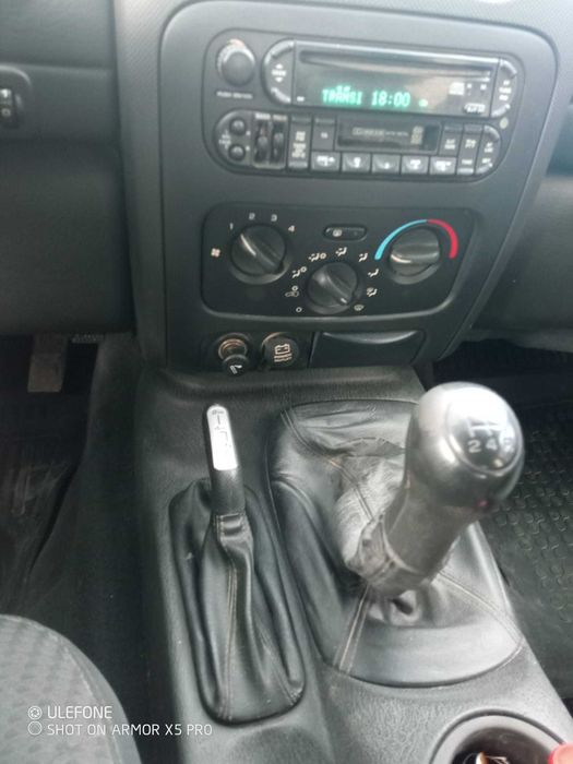 JEEP Cherokee 2002 — imagine 3