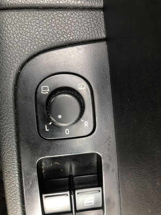 Skoda Superb 2.0 TDI на части