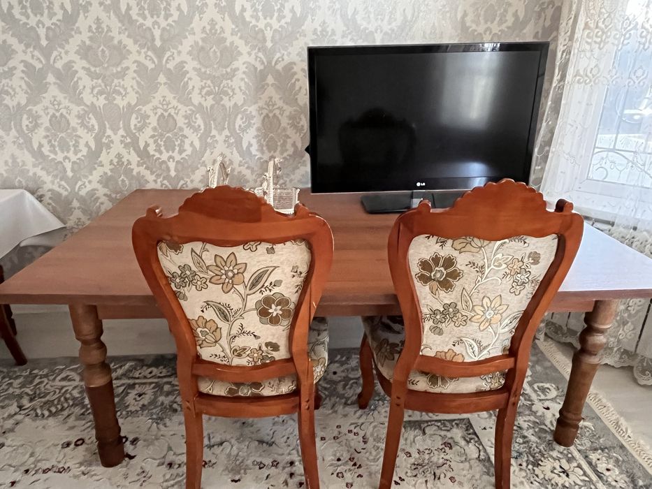 Стол стулья сатылады