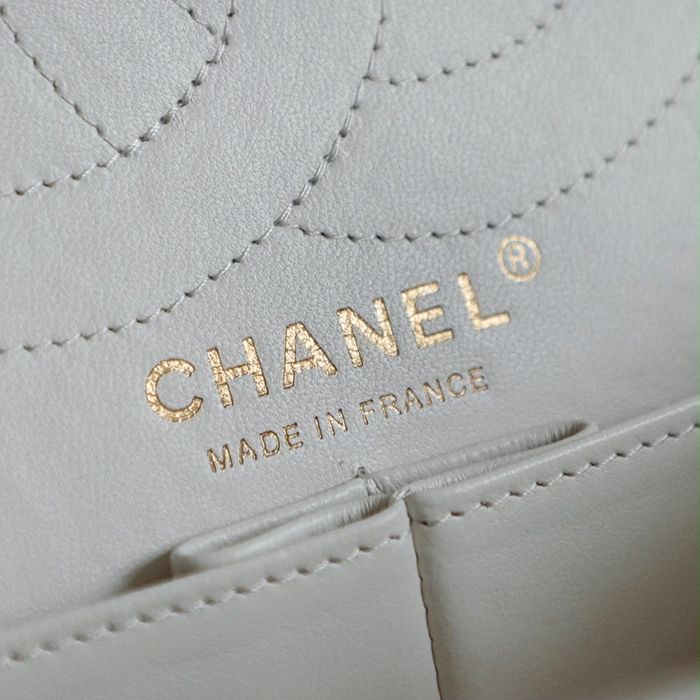 Geanta Chanel White Paris-Moscow double flap pe comanda