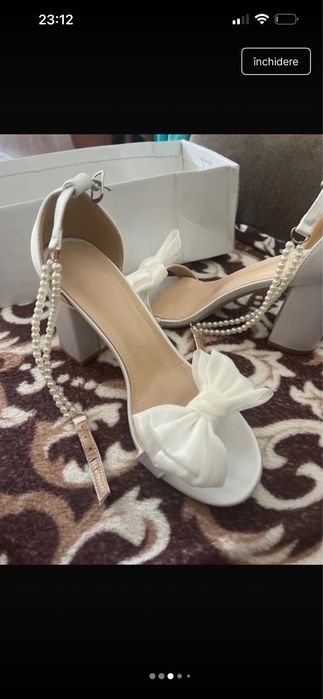 Rochie de mireasa plus pantofi plus cerc