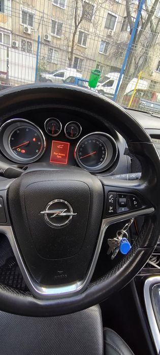 OPEL Insignia 2011 — imagine 4