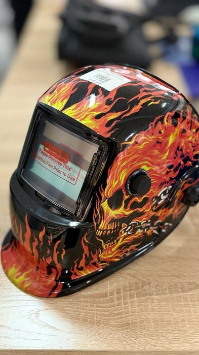 Сварочная маска. Маска сварщика