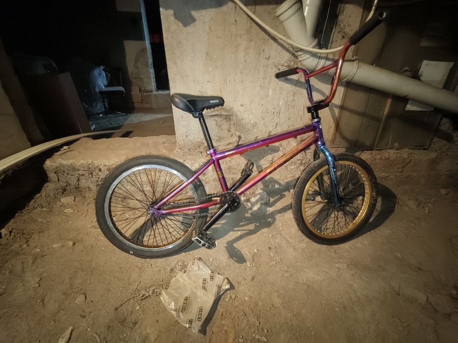 Продам бмх 1 год