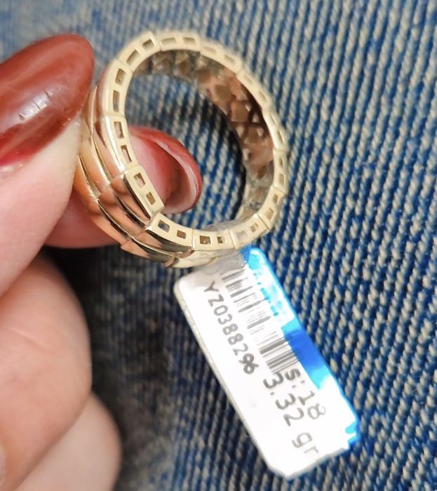 Золотой кольцо Bulgari 585