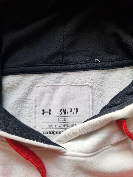 Страхотна мъжка блуза суитчър UNDER ARMOUR размер  S / M