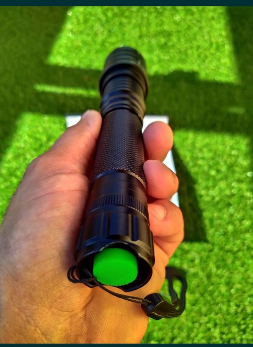 Lanterna profesionala CREE XHP-50 VÂNĂTOARE, 100%metal pt arma