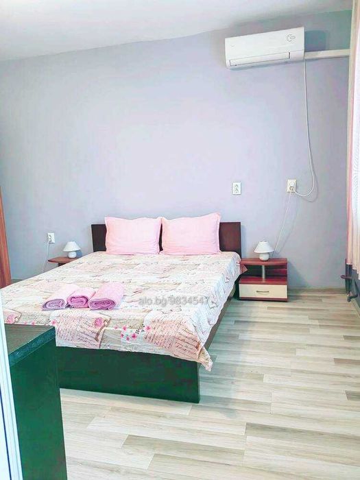 Продава се Четиристаен апартамент в Бургас, Изгрев - 105 кв.м за 1685 €/кв.м - Снимка #16