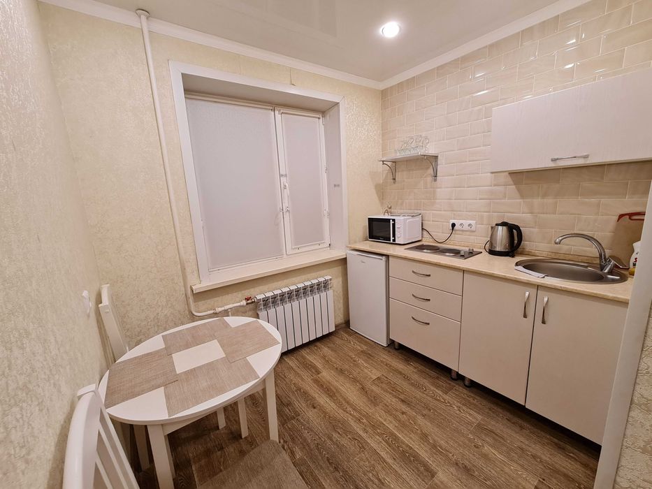 Катаева 14 (ТД Артур, Ярмарка)