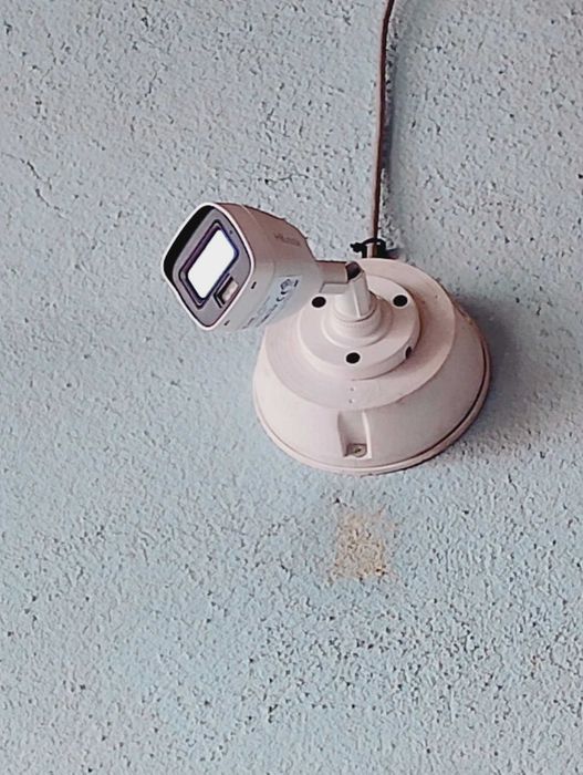 4-канален DVR + 4 бр. камери + окабеляването + монитор