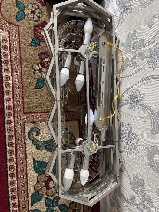 Люстра сатылады таза