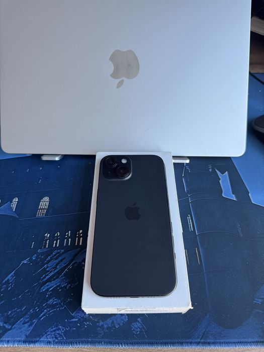 iPhone 15 128GB black