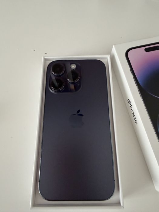 Фиолетовый Iphone 14 pro