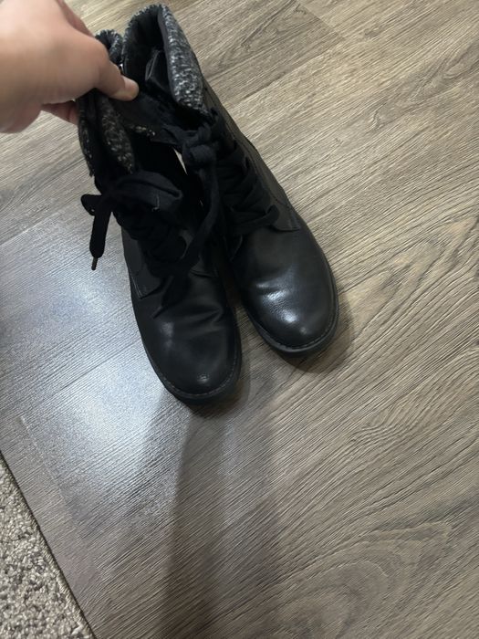 Продам сапоги 37р идут на детскую ножку и на 36 подойдут