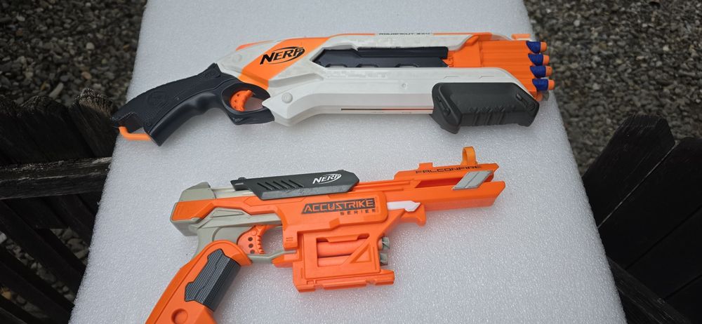 Pistoale Nerf Roughcut 2x4