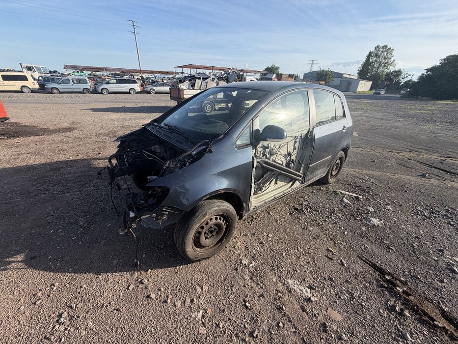 2 бр VW Golf Plus на части
