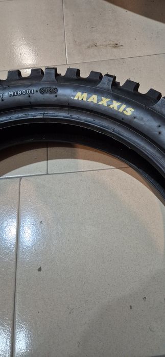 Задна гума MAXXIS MAX ENDURO 140/80-18 MEDIUM