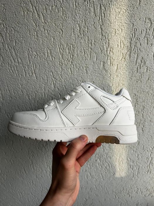 Off-White Out Of Office “For walking”