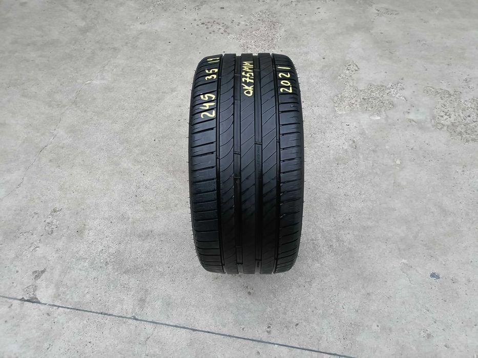 O anvelopa de vara 245 35 19 kleber dynaxer uhp profil 7,5 mm