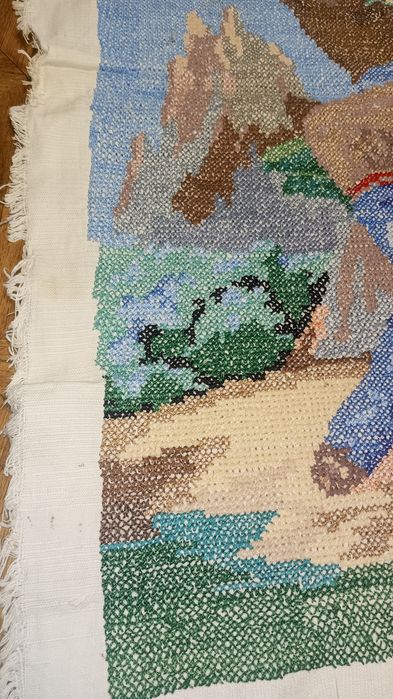 Вышитые  картины прошлого века