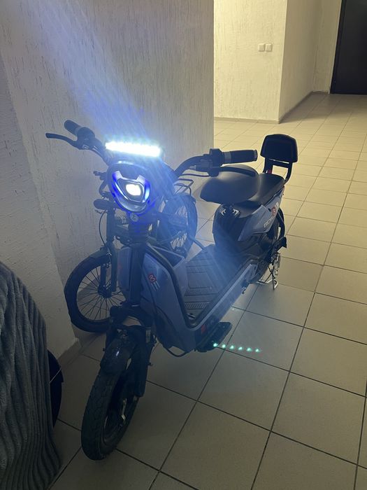 Скутер 450 ВАТТ Синий